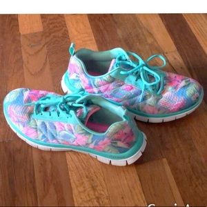 8.5 woman’s gym shoe
